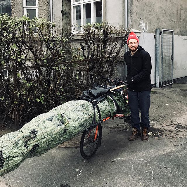 Jul Til Døren har stadepladser i København og sælger online 